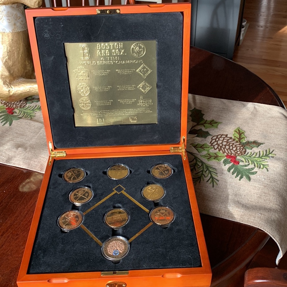 ⚾️BOSTON RED SOX COMMEMORATIVE COIN SET⚾️